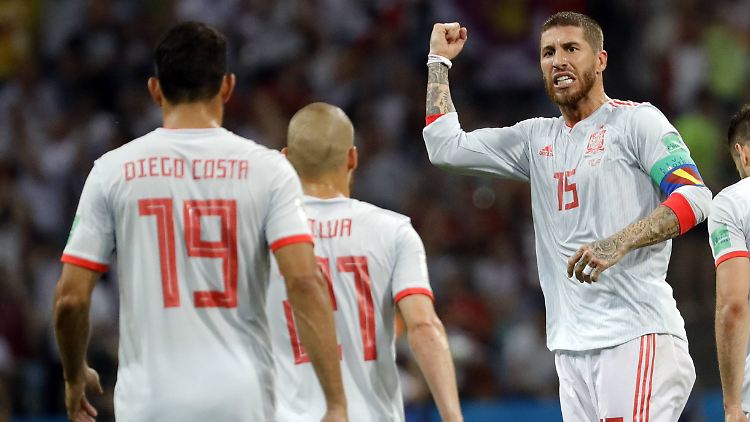 In den letzten vier WM-Spielen rappelte es ordentlich im Karton der Spanier - 15 Gegentore kassiert La Furia Roja.
