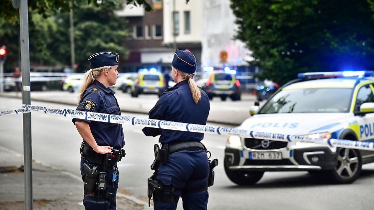 Weiträumige Absperrung des Tatortes.