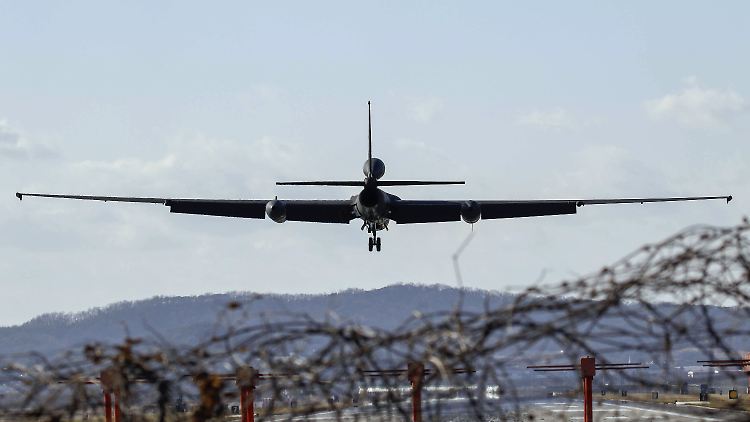 Ein strategisches Aufklärungsflugzeug des Typs U2-S der US-Streitkräfte landet auf einem südkoreanischen Luftwaffenstützpunkt (Archivbild).