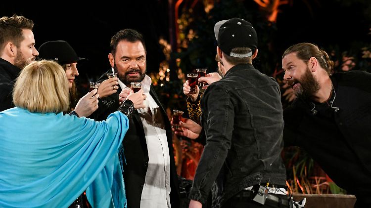 Und Cincin! Das war's für dieses Jahr bei "Sing meinen Song".