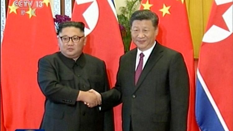 Nur die Kameras des chinesischen Staatsfernsehen waren beim Treffen zwischen Kim und Xi dabei.