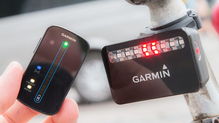 Doppelpack für mehr Sicherheit im Straßenverkehr: das Garmin Varia Fahrrad-Radar.