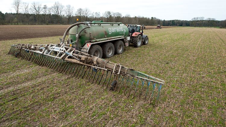 Durch das viele Nitrat im Grundwasser wird die Trinkwasseraufbereitung teurer.