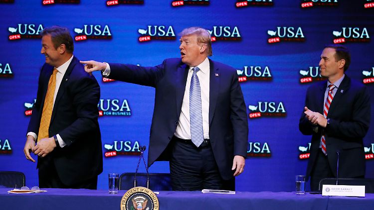 Auch illegale Einwanderer haben Anspruch auf ein Verfahren. Trump möchte sie lieber sofort nach Hause schicken.  