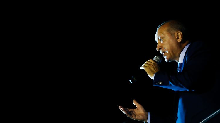 Erdogan hat sich zum Sieger erklärt, aber sicher war das nicht.