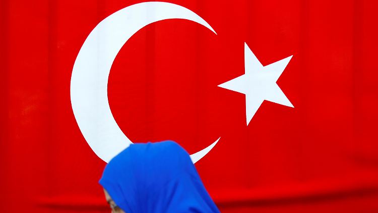 Richtungswahl in der Türkei: Erdogan kann künftig alleine regieren.