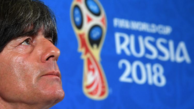Masterplan statt Rechenschieber: Bundestrainer Löw kennt den Weg ins WM-Achtelfinale.
