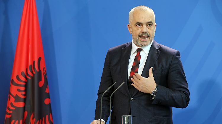 Albanien werde immer bereit sein, einen gerechten Beitrag zur Bewältigung europäischer Lasten zu leisten, sagte Rama.