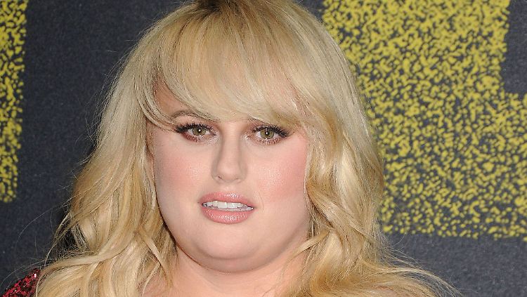 Rebel Wilson will die Entschädigungssumme spenden.