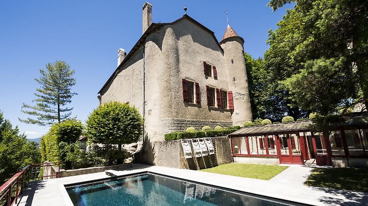 Neuer Lebensmittelpunkt in der Schweiz? Wer im Chateau de Bavois einziehen will, muss mehr als eine Handvoll Franken berappen.