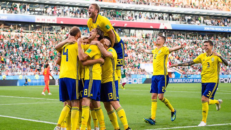 Jubel ohne Grenzen. Schweden steht im Achtelfinale - als Gruppensieger.