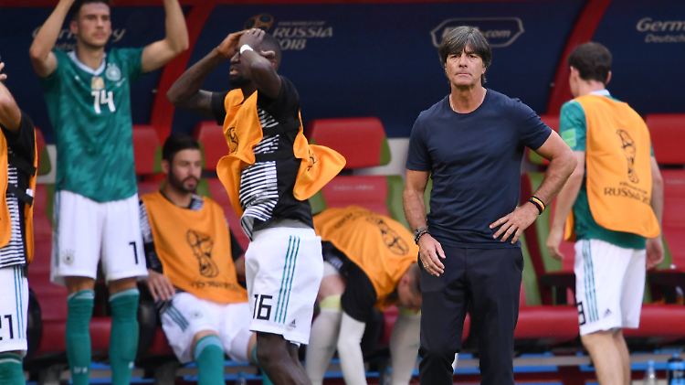 "Wir sind verdient ausgeschieden." Sagt Joachim Löw - und er hat recht.