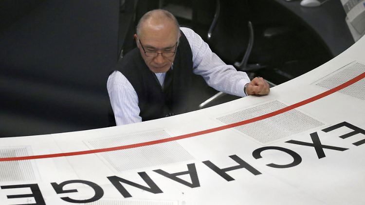 Shanghai leicht im Plus, Tokio im Minus: Der Handelskonflikt belastet die Stimmung in Japan stärker als die in China.