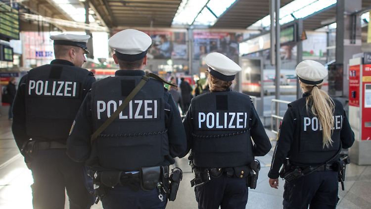 Bei der Bundespolizei sollen mehr als 3000 zusätzliche Stellen geschaffen werden.