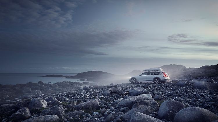 Bis die Benziner aussterben, werden sie bei Volvo als Mild-Hybrid mit 48-Volt-Modul sowie in Kombination mit einem Plug-in-Hybrid fahren.