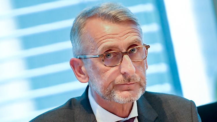 Der CDU-Politiker Armin Schuster ist Obmann der Unionsfraktion im Innenausschuss.