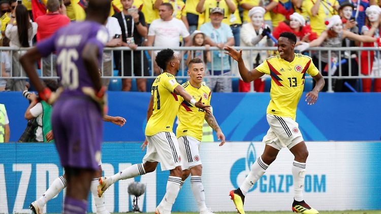 1,95 Meter groß - Yerry Mina bringt überragt alle.