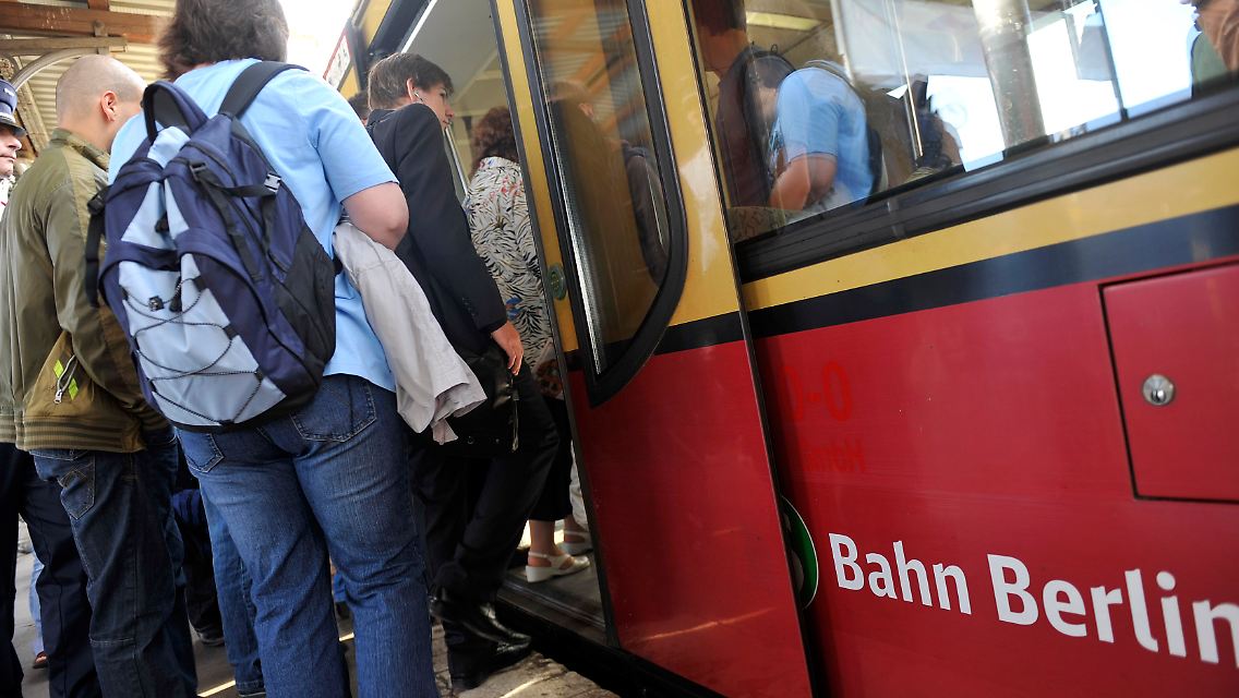 S-Bahn_berlin.jpg