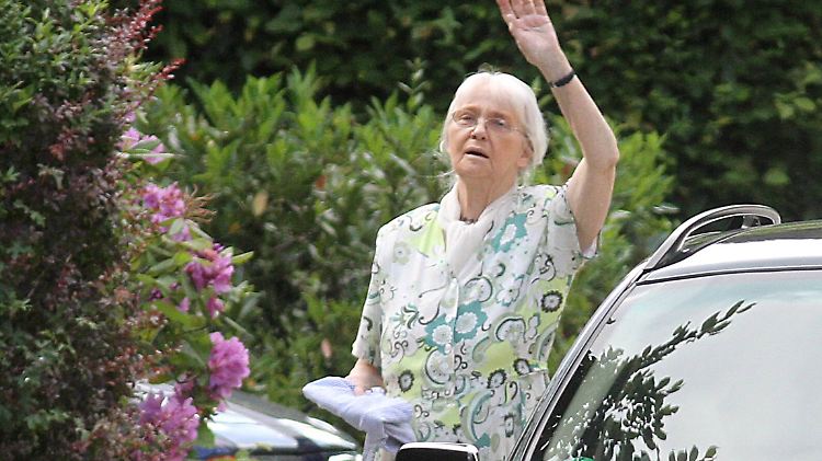 Gudrun Burwitz im Jahr 2011. Nach Informationen der "Bild"-Zeitung ist die Rechtsextremistin im Mai 2018 verstorben.