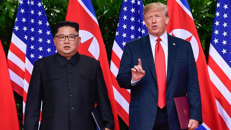 Nordkoreas Machthaber Kim Jong Un und US-Präsident Donald Trump trafen sich Mitte Juni in Singapur.