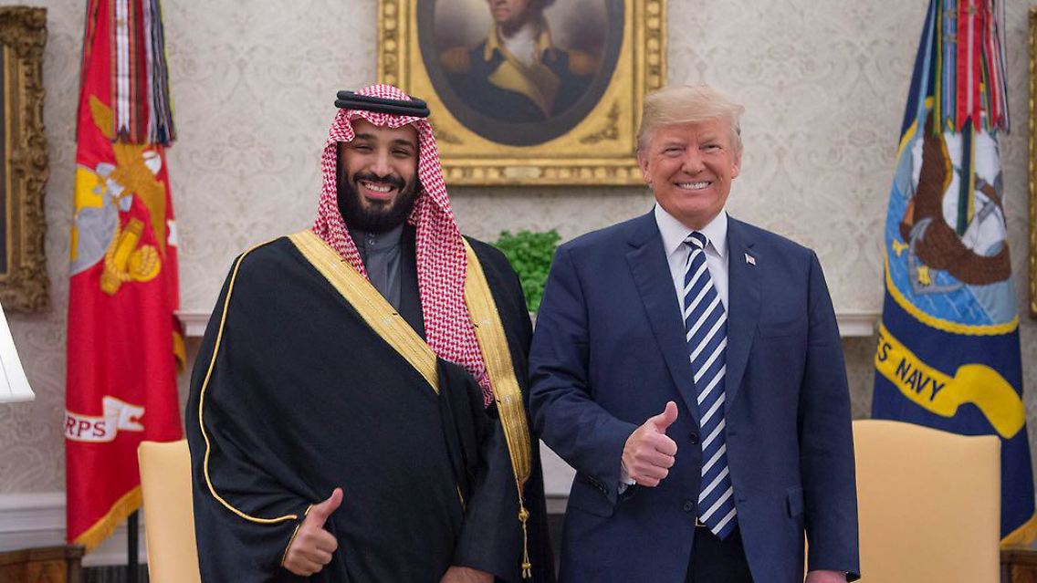 US-Präsident Donald Trump (r) und der saudischen Kronprinzen Mohammed bin Salman.