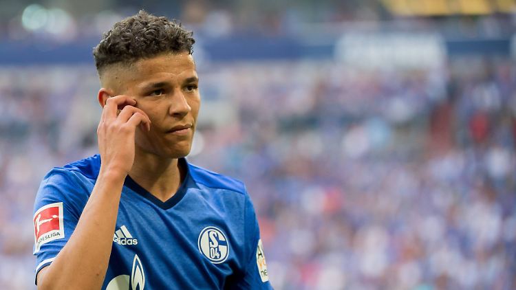 Schalke will Harit womöglich Sonderurlaub einräumen, damit der junge Profi die Geschehnisse verarbeiten kann.