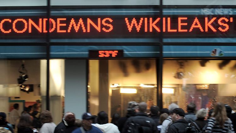 Die Zahl derer, die Julian Assange und Wikileaks verurteilen (englisch: to condemn), nimmt zu.