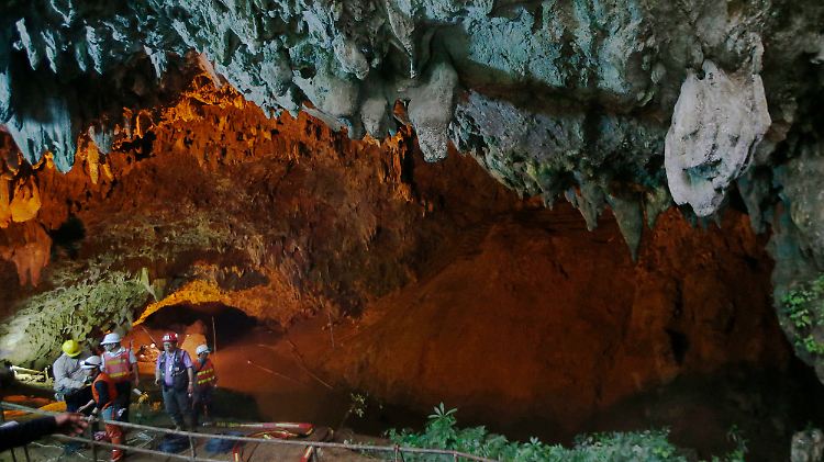 Der Eingangsbereich der Höhle: Die Gänge der Tham-Luang-Cave führen tief hinein in die Erde.