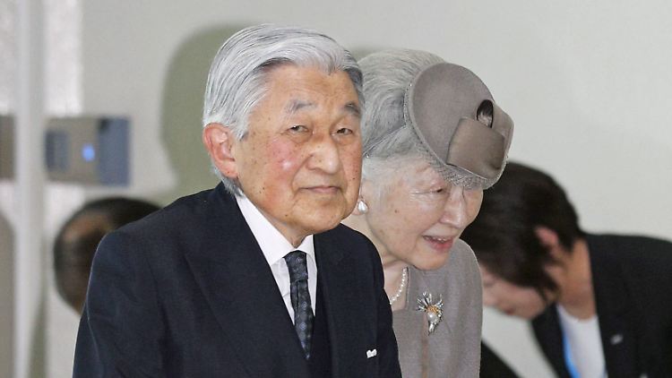 Nur noch bis Ende April 2019 auf dem Chrysanthementhron: Kaiser Akihito (hier mit Kaiserin Michiko).