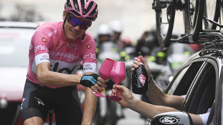 Hat auch jetzt wieder Grund zum Feiern: Der entlastete Brite Chris Froome.