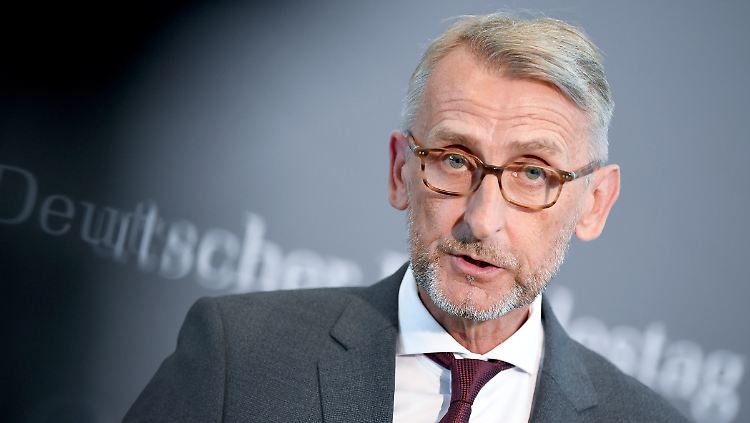 Der CDU-Politiker Armin Schuster ist Obmann der Unionsfraktion im Innenausschuss.