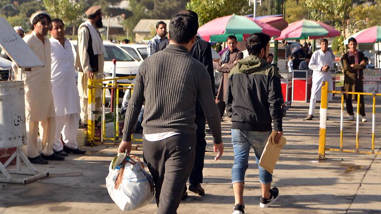 Die freiwillige Rückkehr nach Afghanistan wird vom Staat mit einer Prämie belohnt.