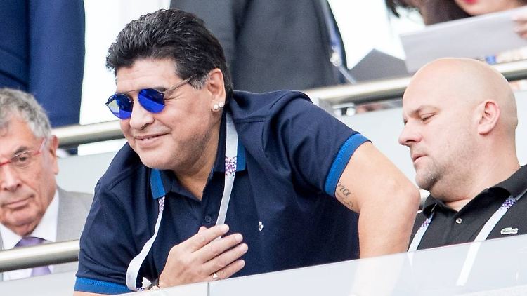 Diego Maradona weilt auf Fifa-Einladung in Russland. Und legt sich jetzt mit dem Weltverband an.