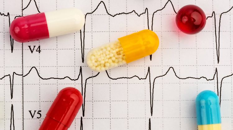 Die Deutsche Hochdruckliga empfiehlt verunsicherten Patienten, ihre blutdrucksenkenden Arzneimittel nicht eigenmächtig und ohne Rücksprache mit ihrem Arzt abzusetzen.