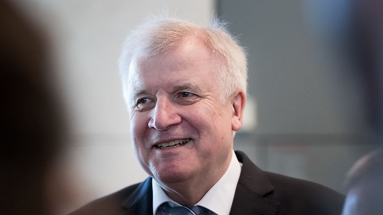 Innenminister Horst Seehofer wirbt derzeit für den Asylkurs der Union.