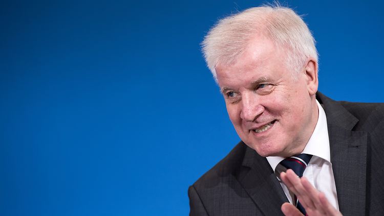 Horst Seehofer muss Abkommen mit Italien und Österreich verhandeln, doch die sträuben sich.