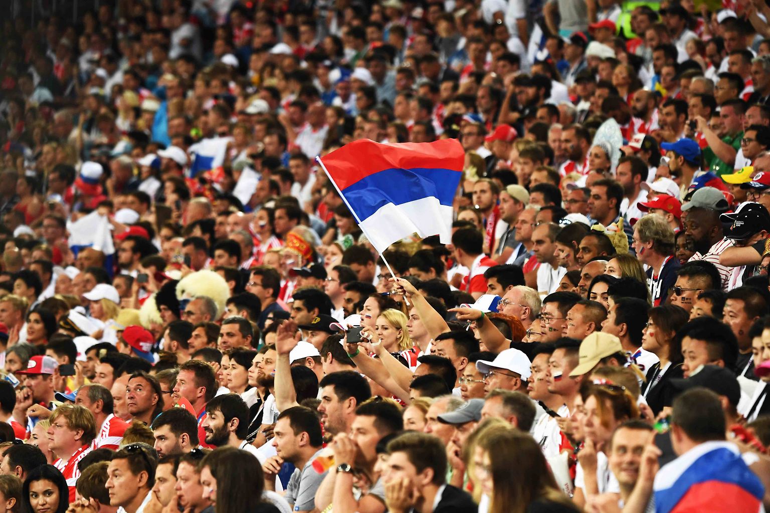 120 Minuten hält die Hoffnung der russischen Fans, dass sich das WM-Märchen ihrer Nationalmannschaft über das Viertelfinale gegen Kroatien hinaus fortsetzt. Die "Sbornaja", die ...
