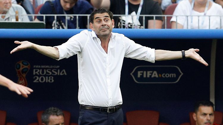 Fernando Hierro macht das WM-Debakel der Spanier ratlos. Er zieht sich als Nationaltrainer zurück.