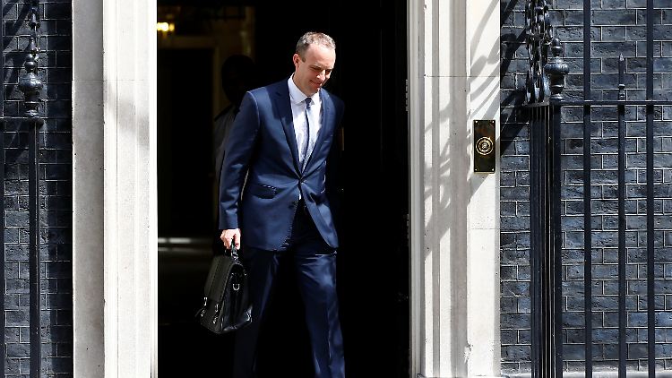Dominic Raab gilt im Gegensatz zur Regierungschefin als begeisterter Brexit-Verfechter.