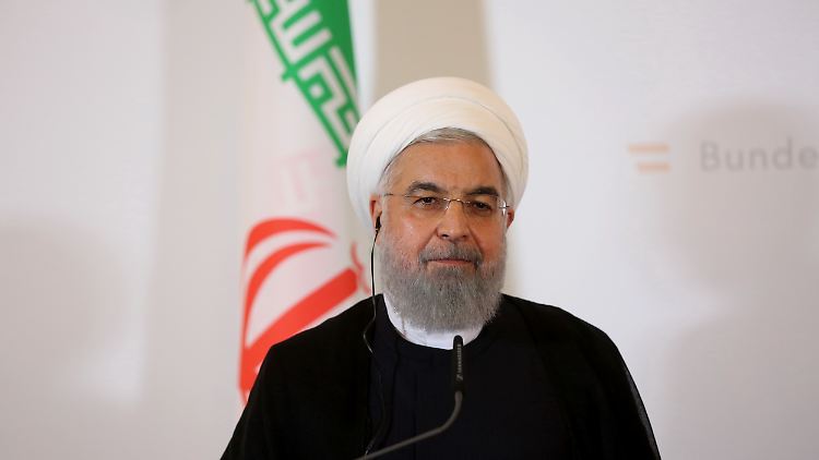 Irans Präsident Ruhani fordert von den Europäern konkrete Maßnahmen zu Rettung des Atomabkommens.