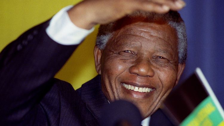 Nelson Mandela starb am 5. Dezember 2013. Am 18. Juli 2018 wäre er 100 Jahre alt geworden.