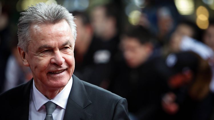 Ottmar Hitzfeld verfolgt die Entwicklungen beim FC Bayern sehr genau.
