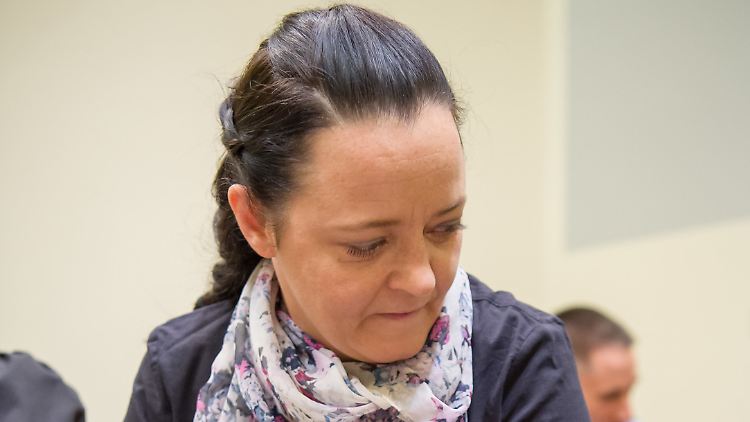 Beate Zschäpe sitzt weiter in Untersuchungshaft, bis das Urteil rechtskräftig ist.