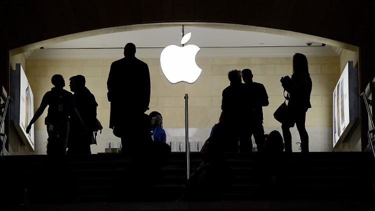 Apple hüllte sich lange darüber in Schweigen, ob das Unternehmen ein eigenes selbstfahrendes Auto entwickelt.