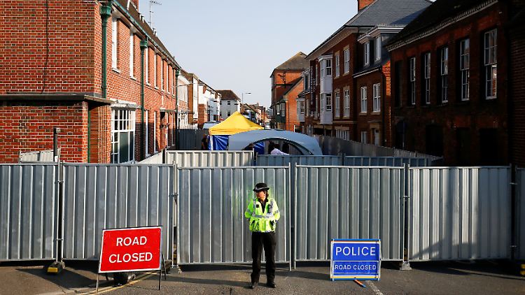 So lange man nicht weiß, wie die beiden Opfer mit dem Kampfstoff in Berührung kamen, kann Scotland Yard nicht versprechen, dass die Gegend nun absolut sicher ist.