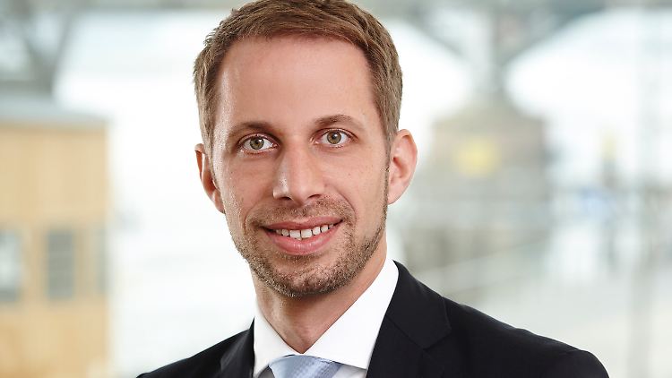 Nikolaos Gazeas ist Rechtsanwalt in Köln und bundesweit als Strafverteidiger tätig. Er lehrt zudem als Lehrbeauftragter an der Universität zu Köln.