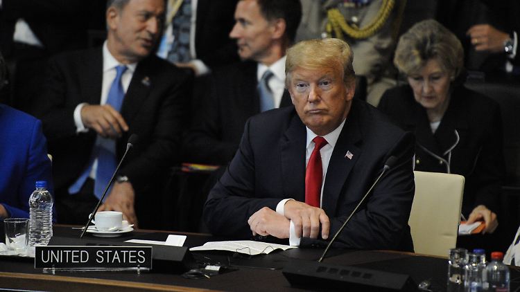 Trump droht damit, sein eigenes Ding zu machen.