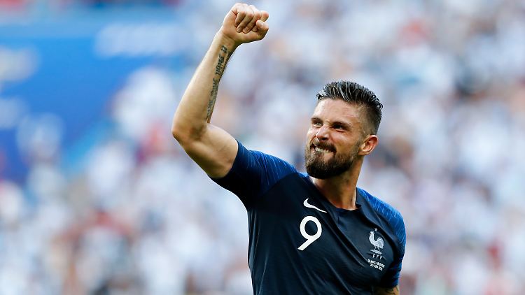 Noch ist Olivier Giroud bei dieser WM torlos - mit einem Treffer im Finale würde er Zinédine Zidane in der französischen Torjägerliste überholen.