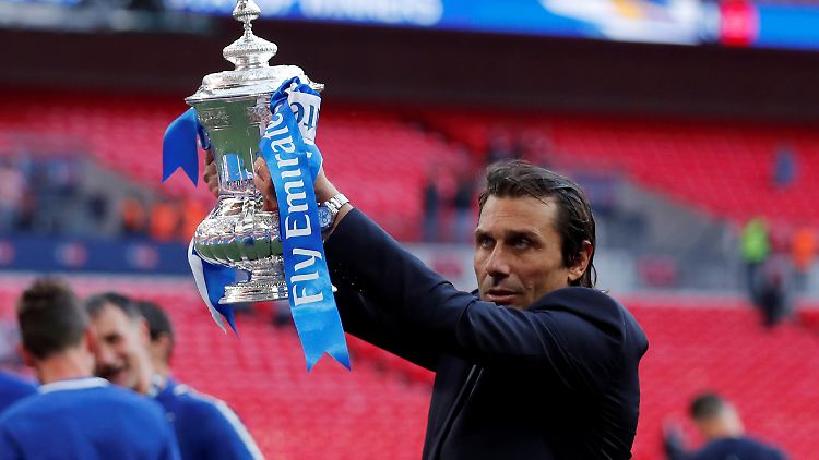 Antonio Conte verlässt den FC Chelsea mit dem FA-Cup-Sieg.