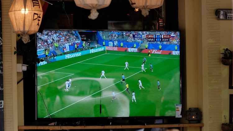Public Viewing in Innenräumen könnte zu einem Problem werden.